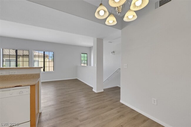 Building Photo - 2101 Hussium Hills St