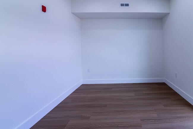 Building Photo - 3956 Parrish St