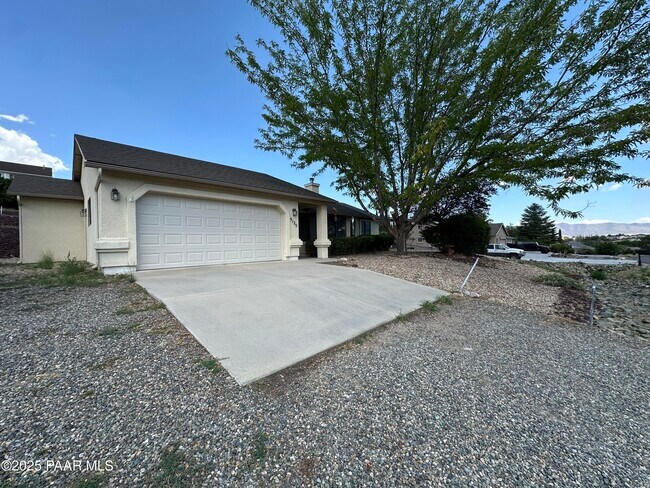 Building Photo - 9120 E Swift Trail Dr