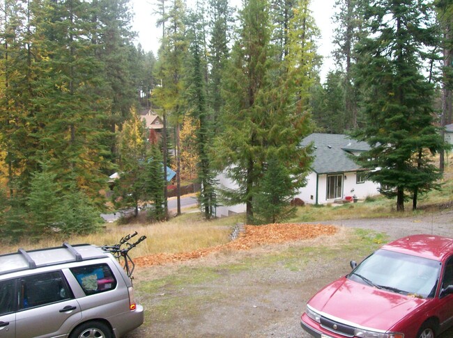 Building Photo - 4714 E Upper Hayden Lake Rd