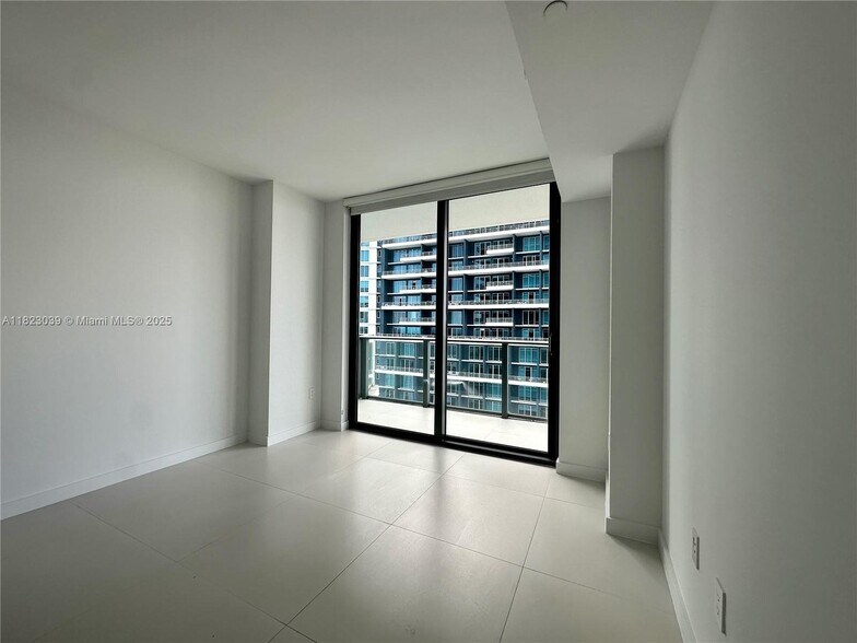 Building Photo - 1300 S Miami Ave