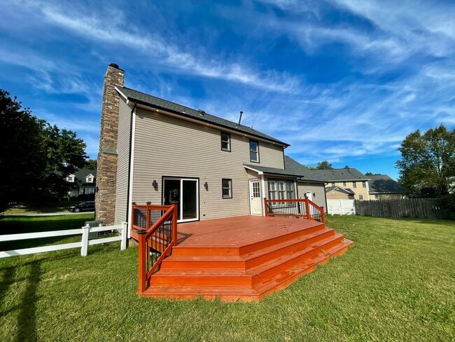 Building Photo - Gorgeous One of a Kind Home! - Available Now!