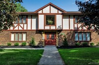 Building Photo - 149 Denrose Dr