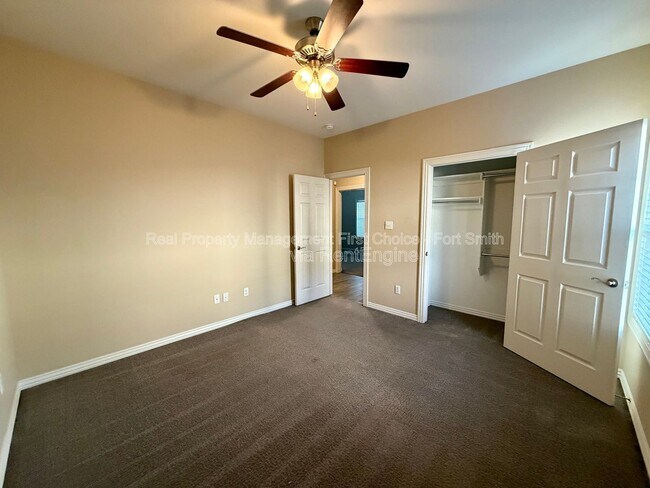 Building Photo - 9720 Haven Blvd