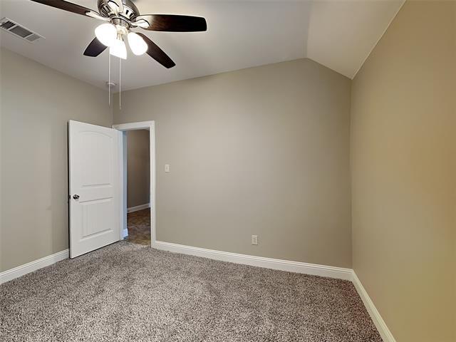 Building Photo - 496 Oak Hills Ln