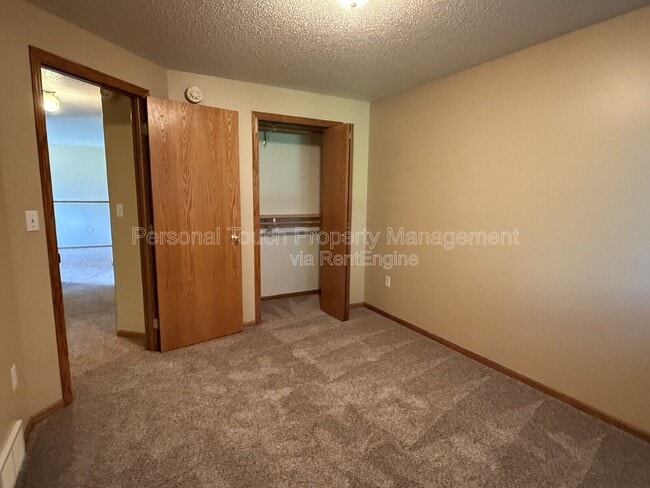 Building Photo - 3502 28th St SW