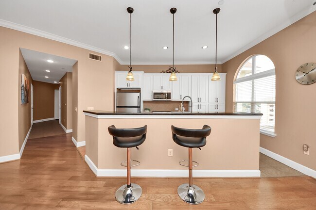 Building Photo - 2203 Dorrington St