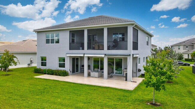 Building Photo - 15866 Orchard Dr