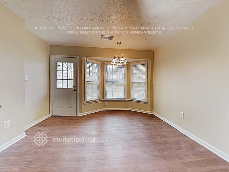 Building Photo - 103 Honeysuckle Ln