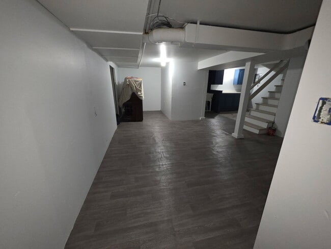 Building Photo - 5249 N Osceola Ave