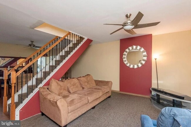 Primary Photo - 235 Hermitage St