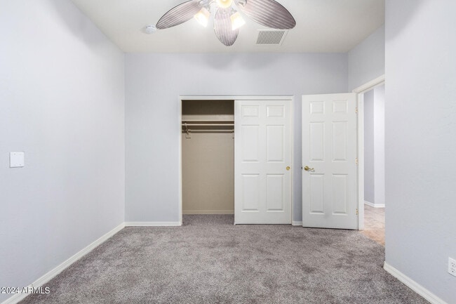 Building Photo - 14094 W Edgemont Ave