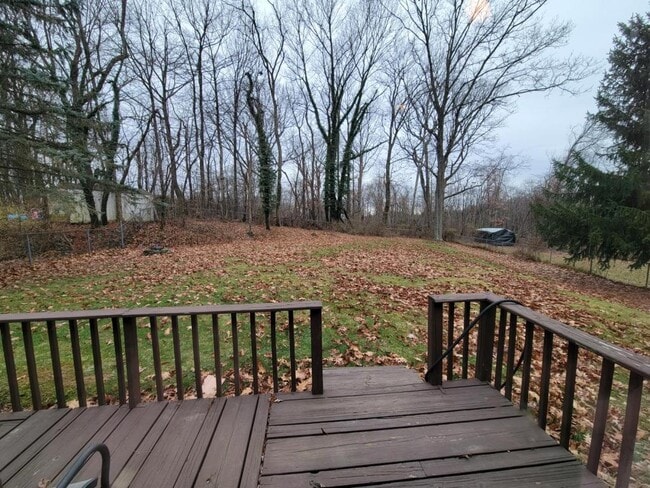 Building Photo - 137 Rosemont Dr