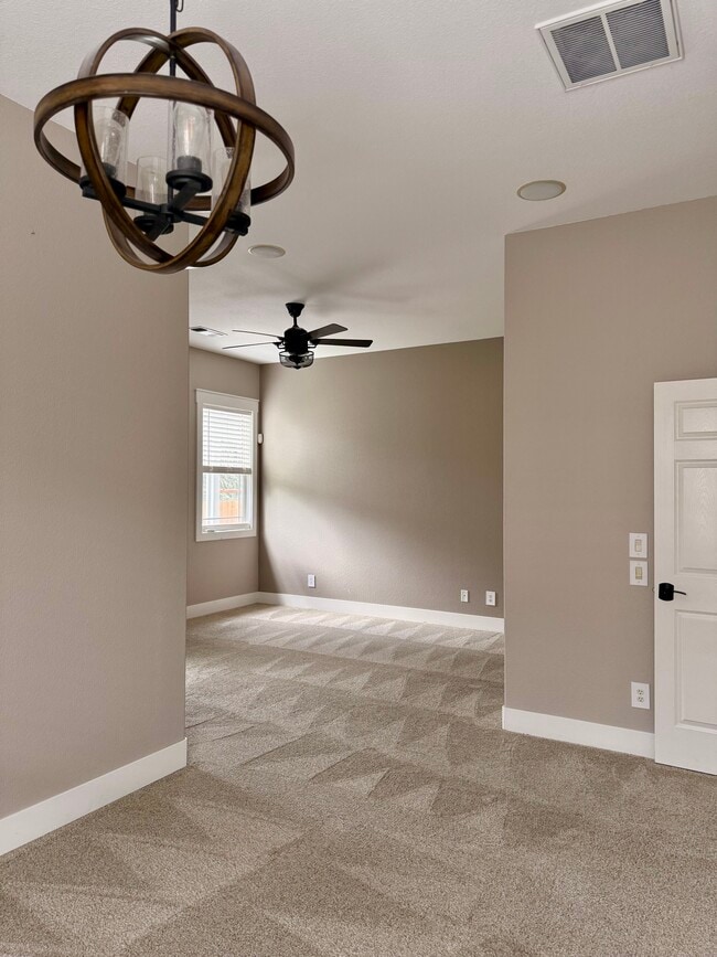 Building Photo - 7467 Earlsmoore Dr