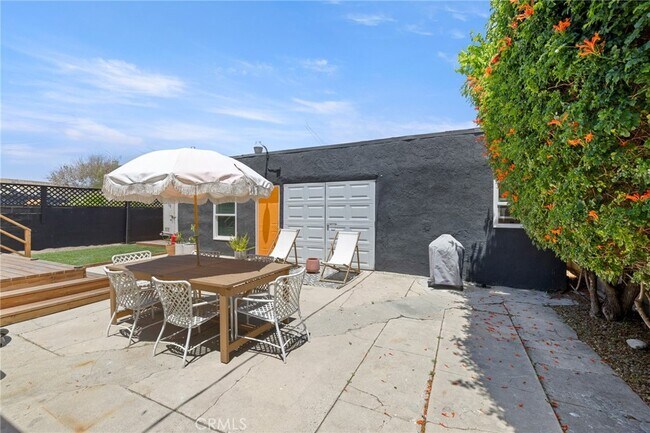 Primary Photo - 1583 W 48th St