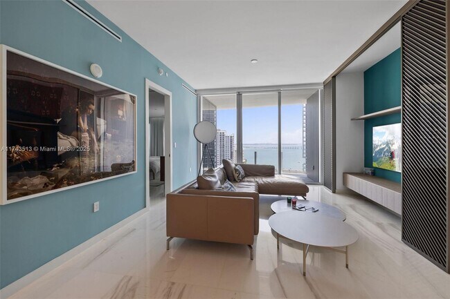 Building Photo - 300 Biscayne Blvd Way