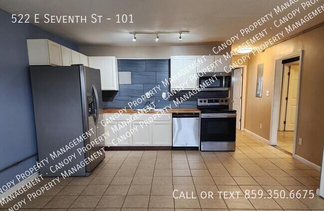 Building Photo - 522 E Seventh St-101