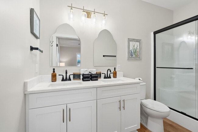 Building Photo - 21310 Pompano Ave