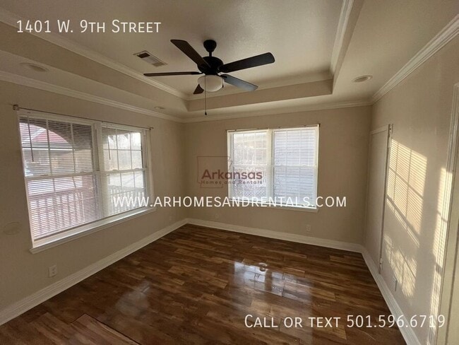 Building Photo - 1401 W 9th St