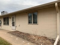 Building Photo - 814 Hagman St