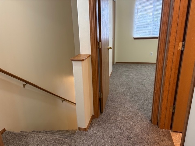 Building Photo - Duplex with detached garage