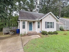 Building Photo - 4705 Montview Dr