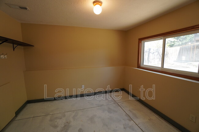 Building Photo - 2916 S Andes Way