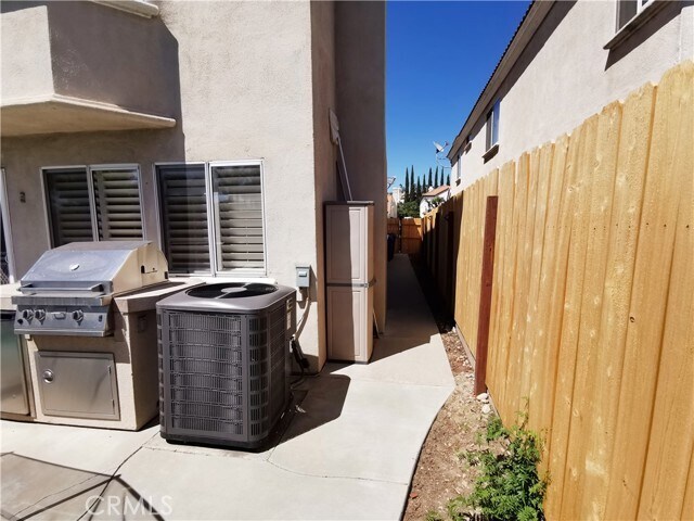 Building Photo - 11539 Lancaster Way