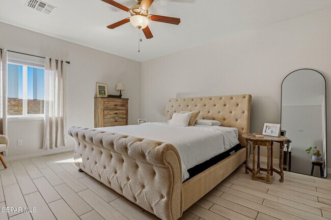 Building Photo - 7564 Wolf Creek Dr