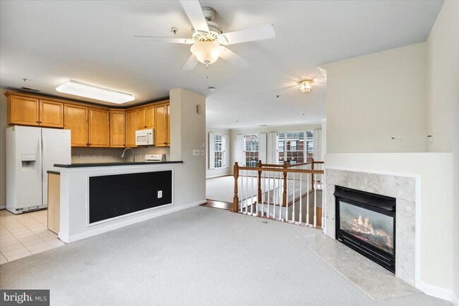 Building Photo - 710 Norfolk Ln