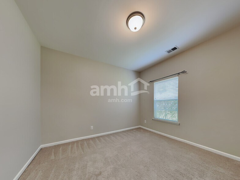 Building Photo - 514 Stonebridge Cir