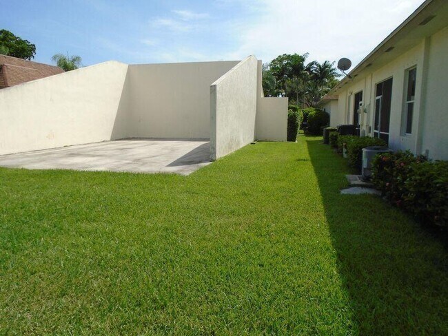 Building Photo - 11937 Sturbridge Ln