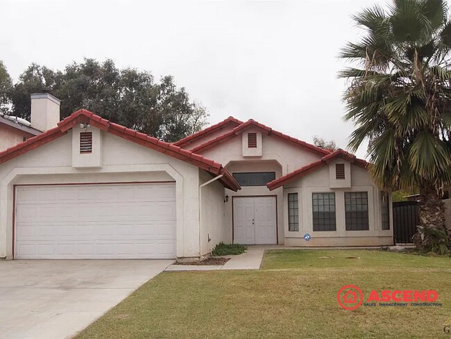 Primary Photo - Charming 4 Bedroom Home In Southwest!