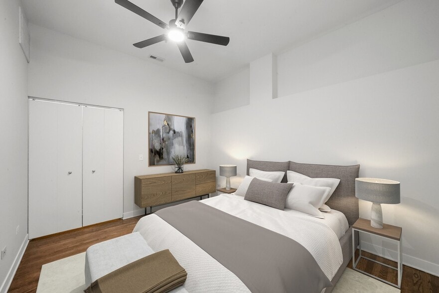 Building Photo - 2 S Leavitt St