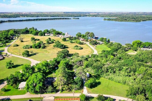 Building Photo - 4109 Brooks Baker Ave