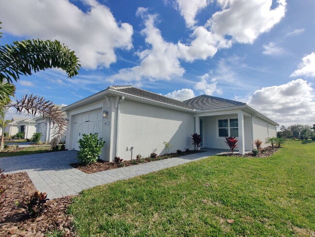 Building Photo - 8173 Sternway Rd