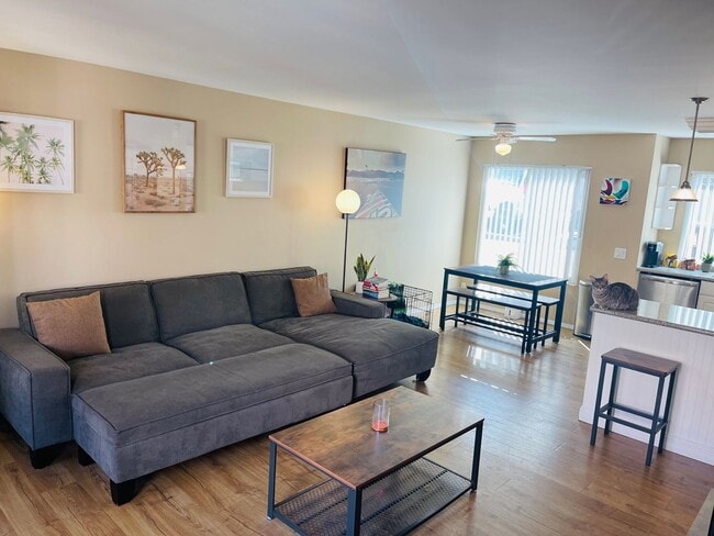 Building Photo - August Move in 8/10/25- Pre-lease Today! M...