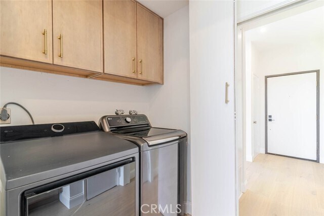 Building Photo - 1305 N Columbus Ave
