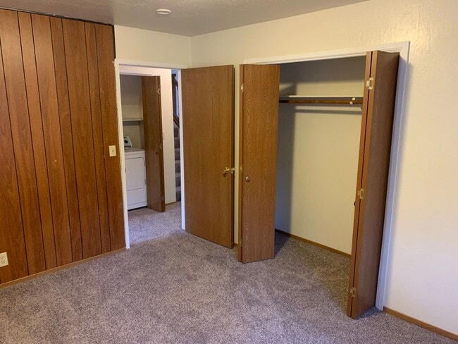 Building Photo - What a deal!! Newer Paint And Flooring!!! ...