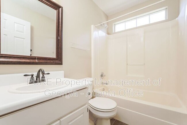 Building Photo - 5138 Saddle Cir