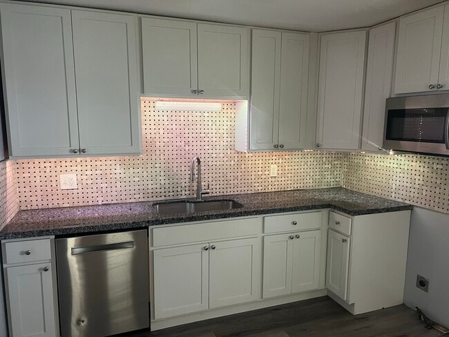 Building Photo - 3733 S Ohio Ave