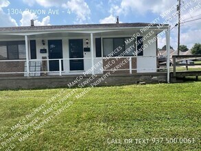 Building Photo - 1304 Devon Ave