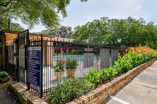 Building Photo - 5244 Arboles Dr