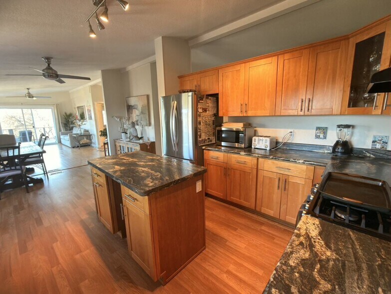 Open Kitchen - 2844 Marina View Dr