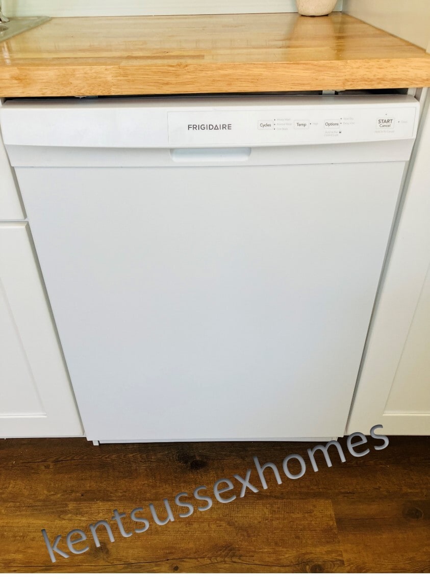 New Appliances - 112 Mechanic Street