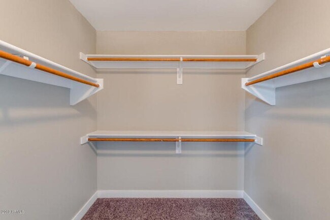 Building Photo - Remodeled 3-bedroom in Chandler