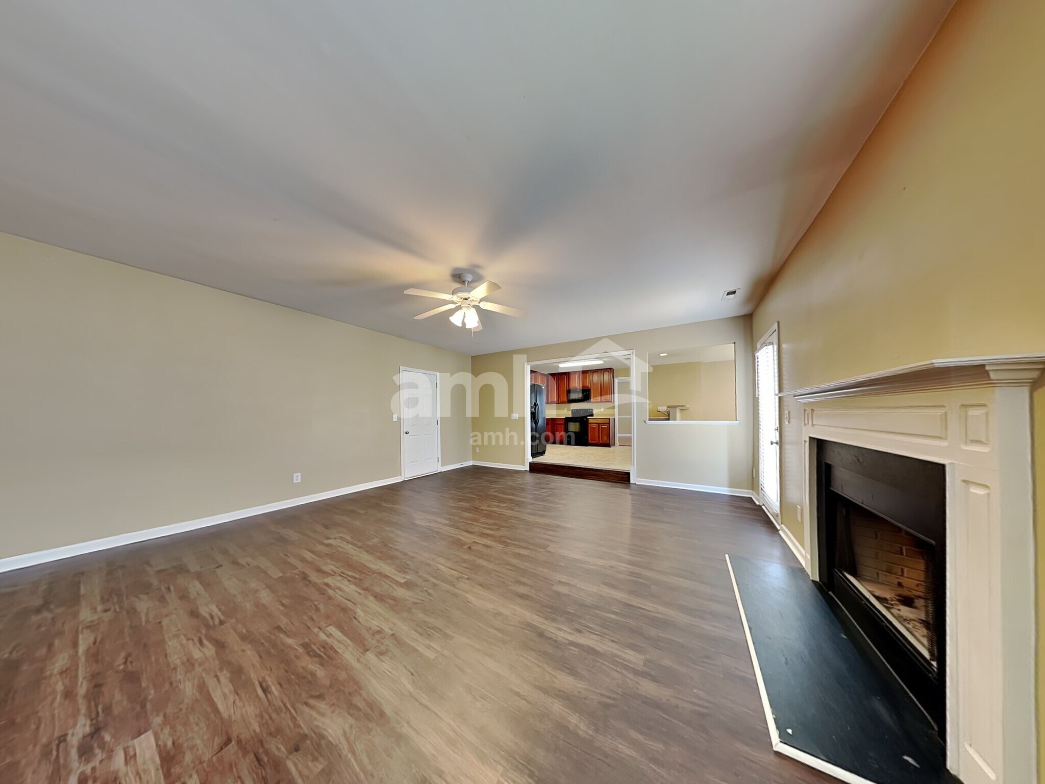 Building Photo - 1008 Golden Crest Dr