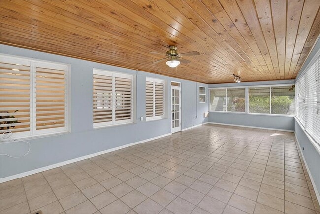 Building Photo - 3107 S Emerson St