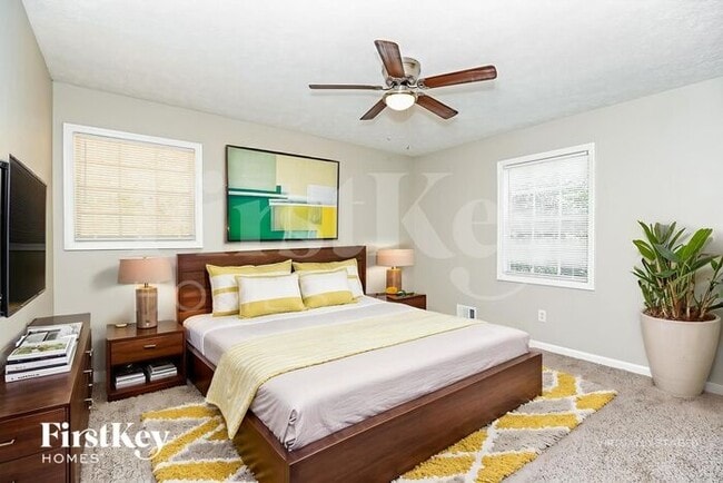 Building Photo - 3746 Lavilla Dr