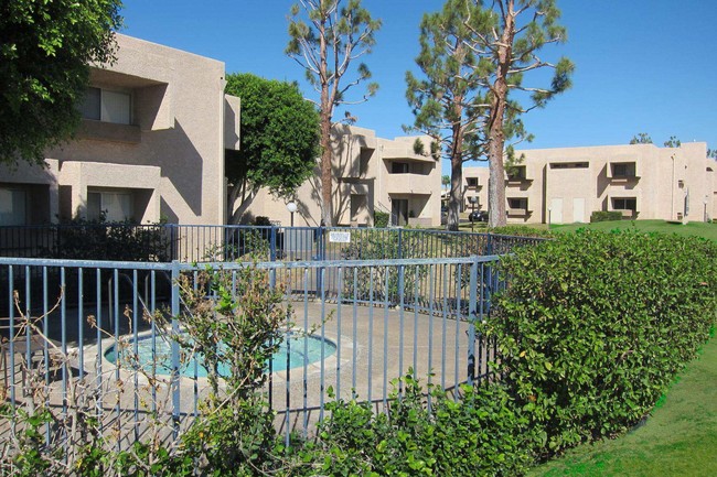 Spa - Rancho Vista Apartments